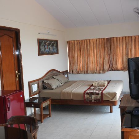 Goa Highridge Residency Hotel Panaji Exterior photo